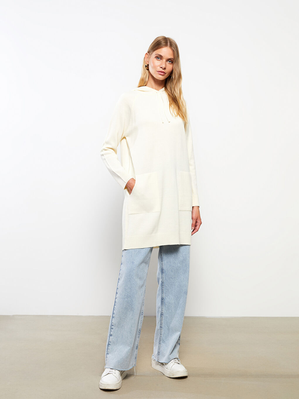 LCWAIKIKI Classic Kapuzenshirt Gerade Langarm Damen Strick Tunika -W20613Z8-R9J