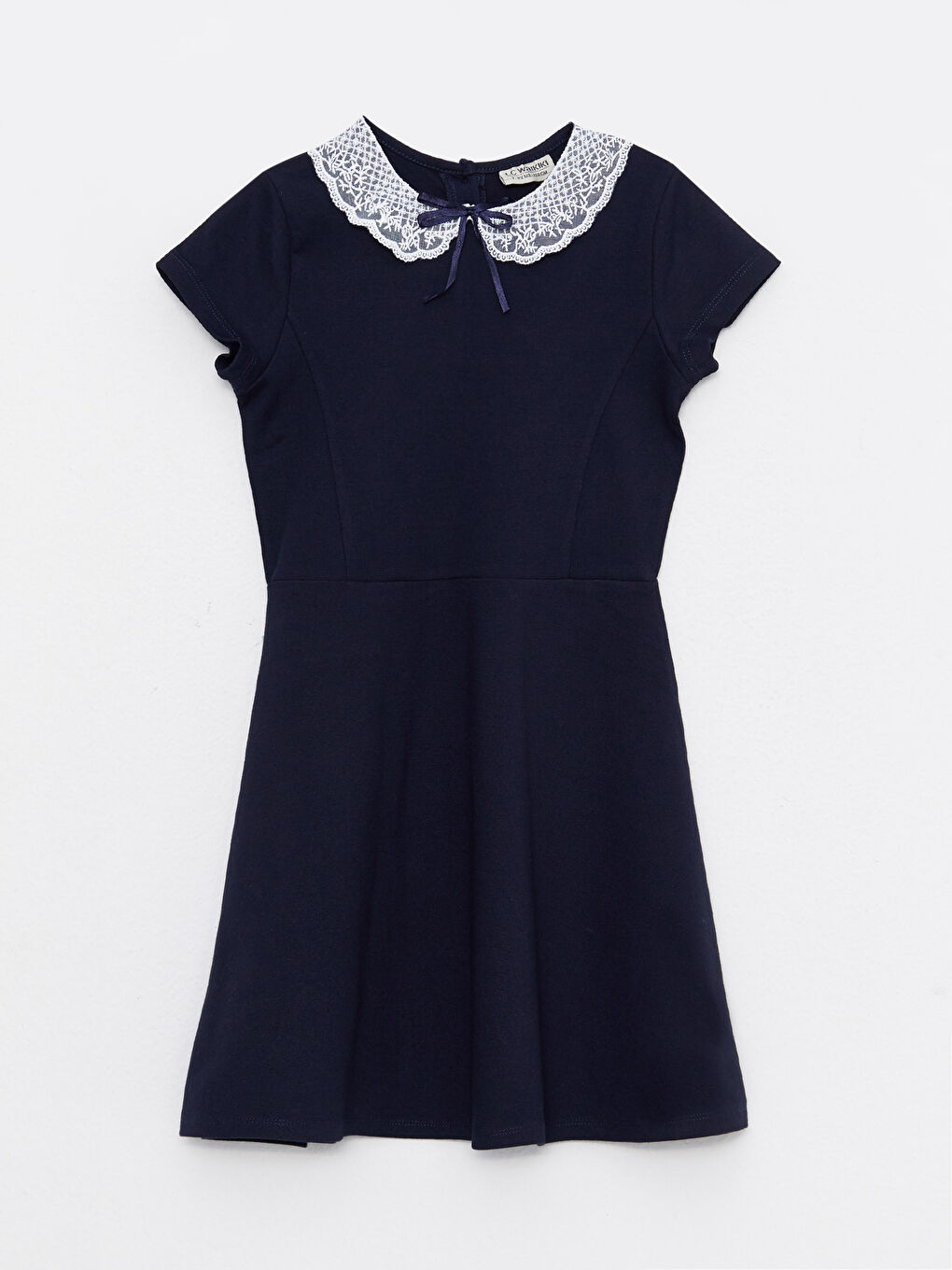 Robe Fille Basique à Col Claudine et Manches Courtes