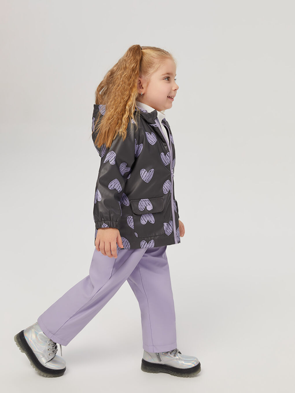LCW baby Hooded Long Sleeve Printed Baby Girls' Raincoat -W20663Z1-LQ9