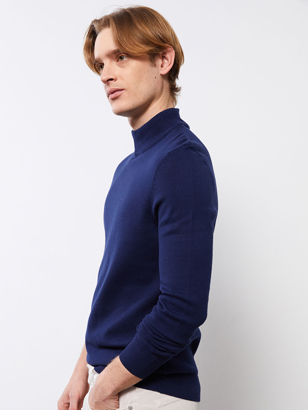 LCWAIKIKI Basic Turtleneck Long Sleeve Men's Knitwear Sweater -W20709Z8-PJD