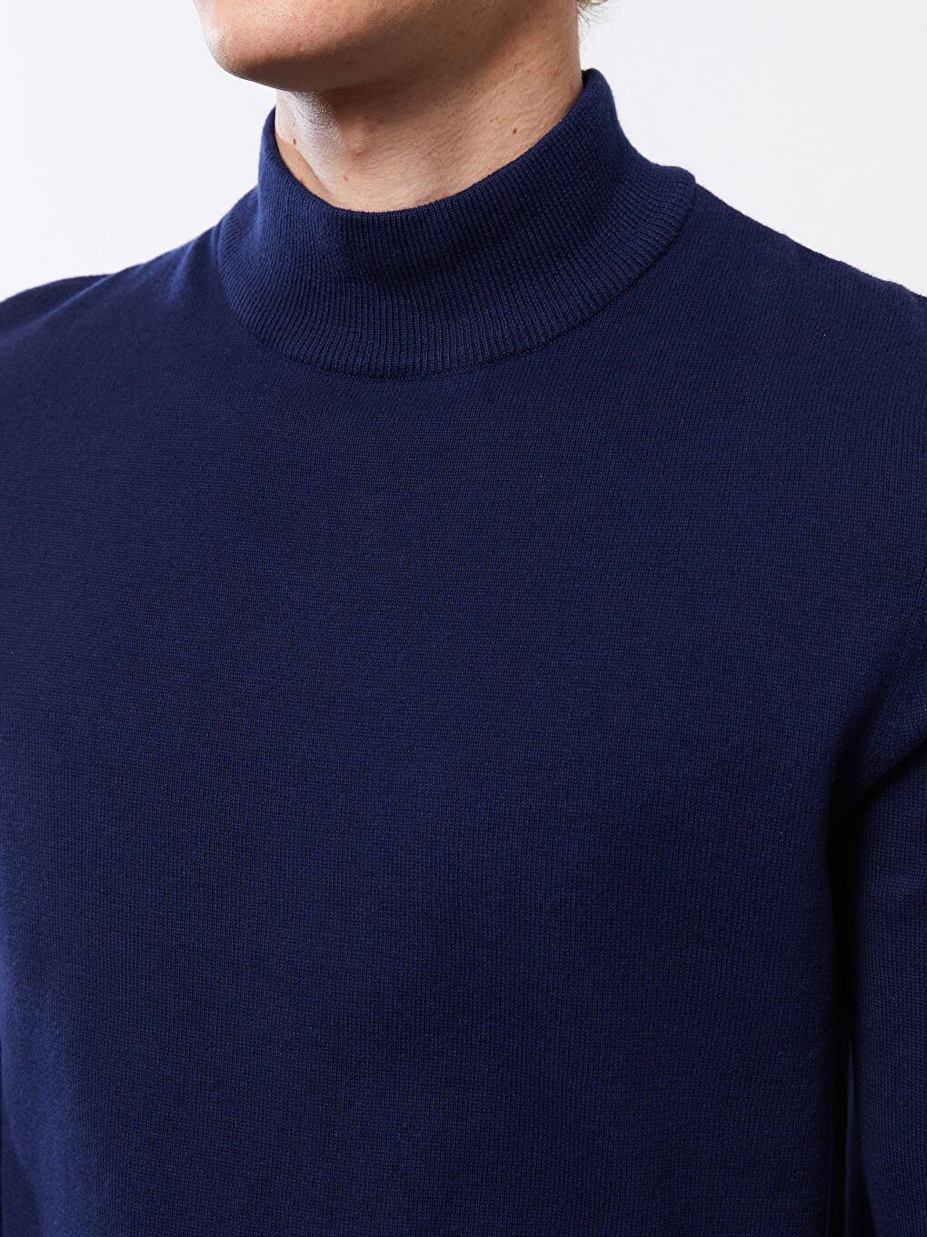 LCWAIKIKI Basic Turtleneck Long Sleeve Men's Knitwear Sweater -W20709Z8-PJD