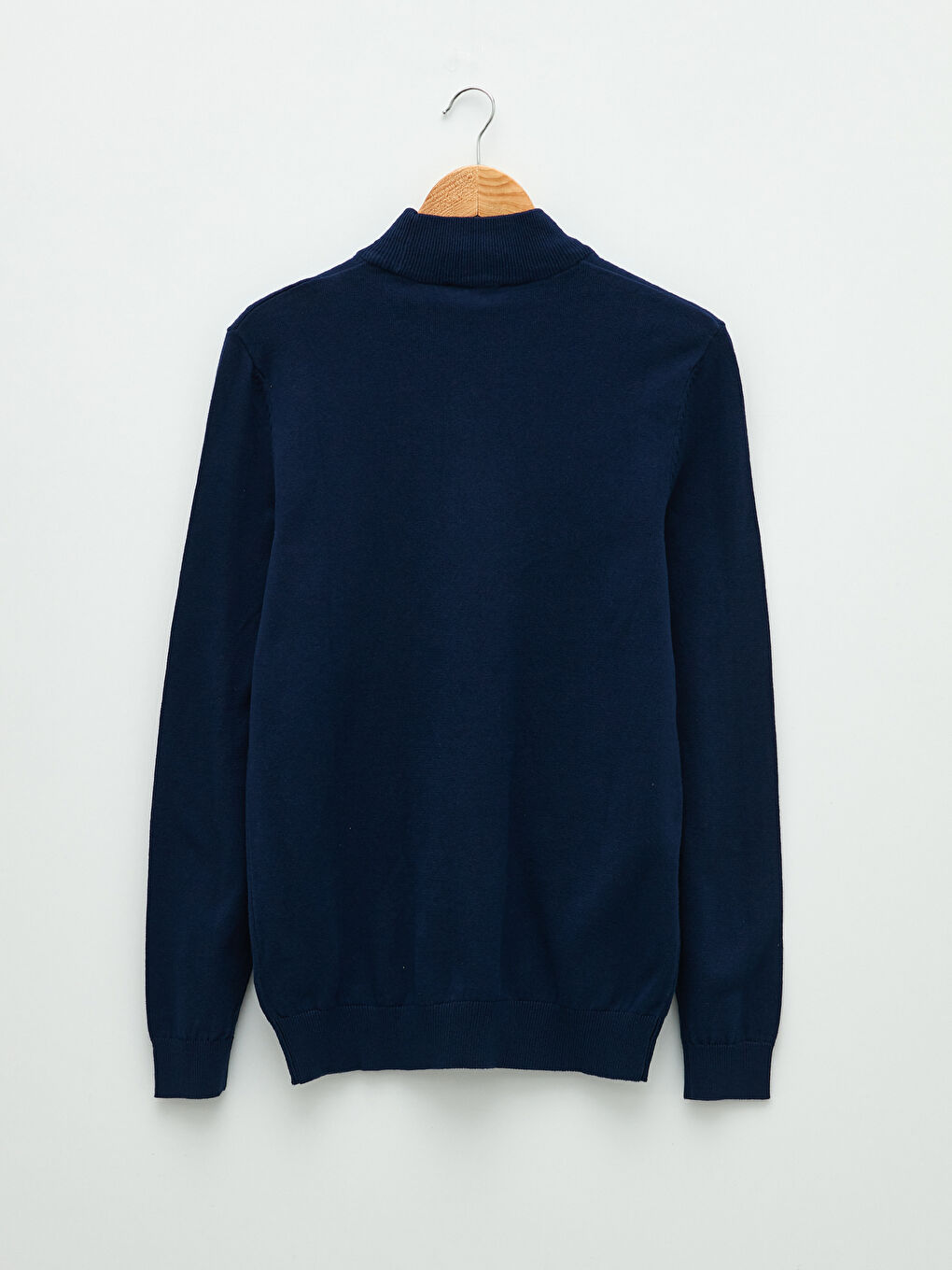 LCWAIKIKI Basic Turtleneck Long Sleeve Men's Knitwear Sweater -W20709Z8-PJD