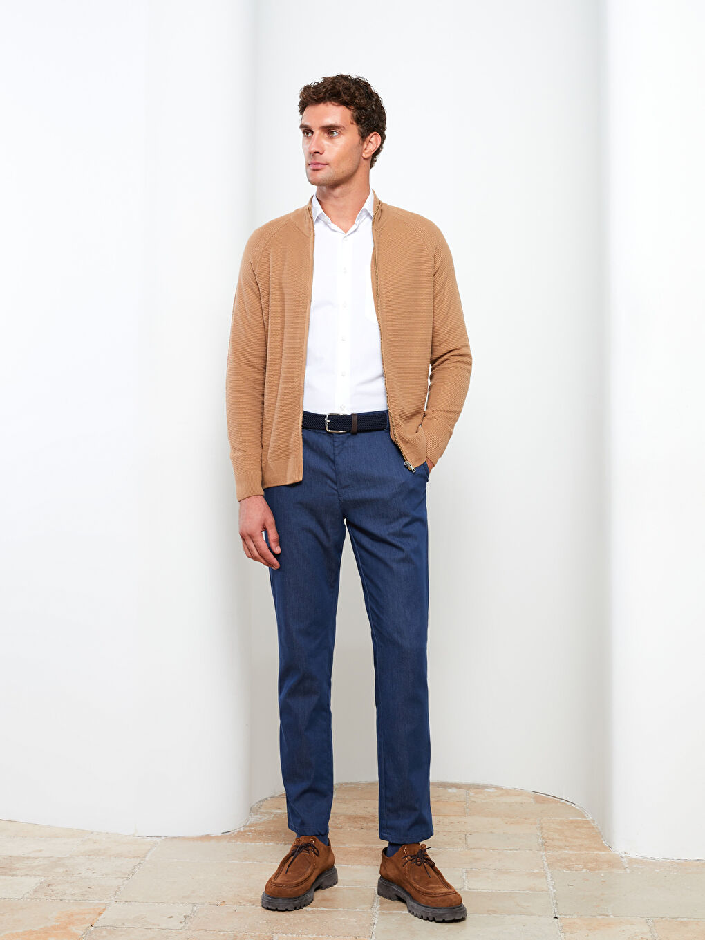 Kahverengi Standart Kalıp Dik Yaka Erkek Triko Hırka