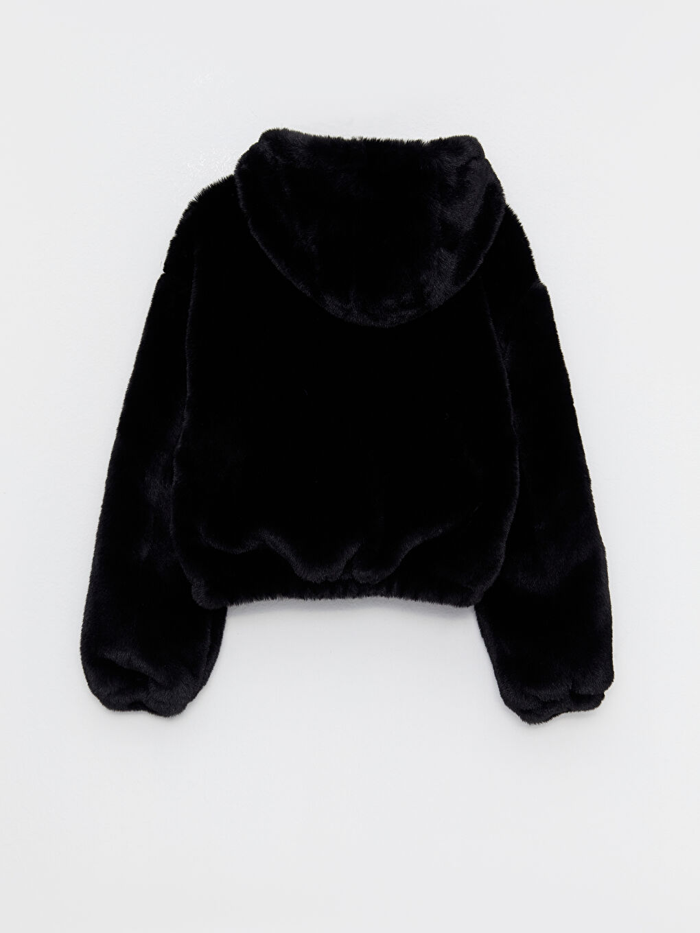 Siyah Kapüşonlu Düz Uzun Kollu Pelüş Kadın Mont-7