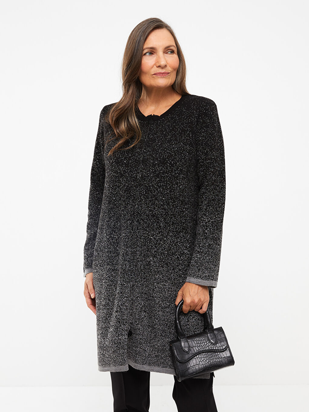 Siyah Bisiklet Yaka Desenli Uzun Kollu Kadın Hırka-1