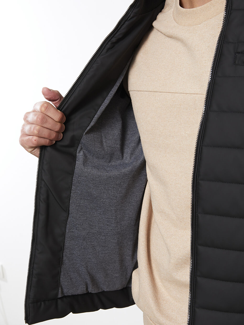 სტანდარტული მორგების საყელოიანი მამაკაცის ტყავის იმიტაციის ქურთუკი-3