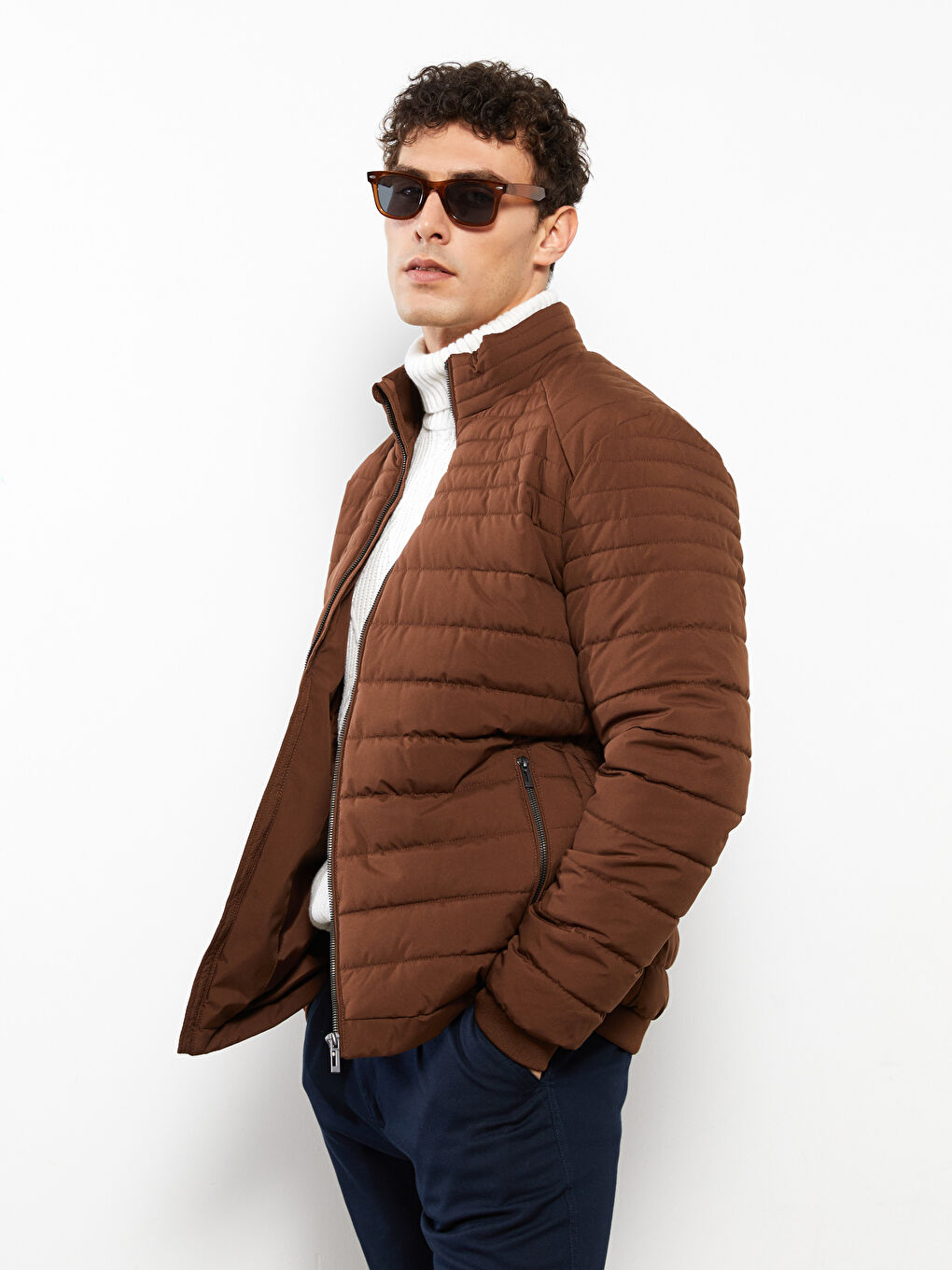 Manteau Bouffant pour Hommes Coupe Standard à Col Cheminée