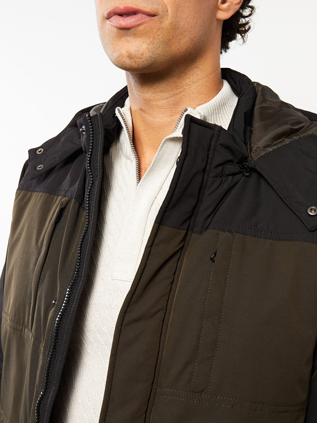 Haki Standart Kalıp Kapüşonlu Erkek Mont-2