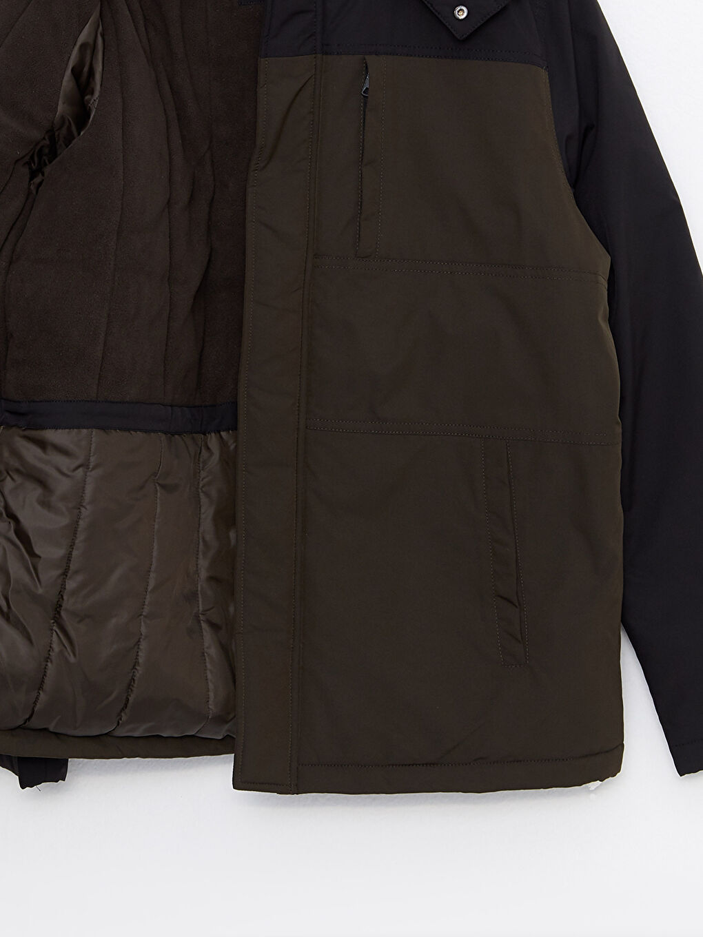 Haki Standart Kalıp Kapüşonlu Erkek Mont-8