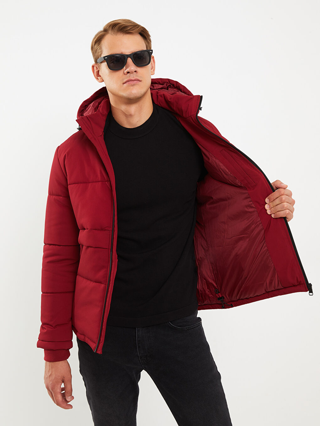 Пуховик стандартного кроя с капюшоном для мужчин-2