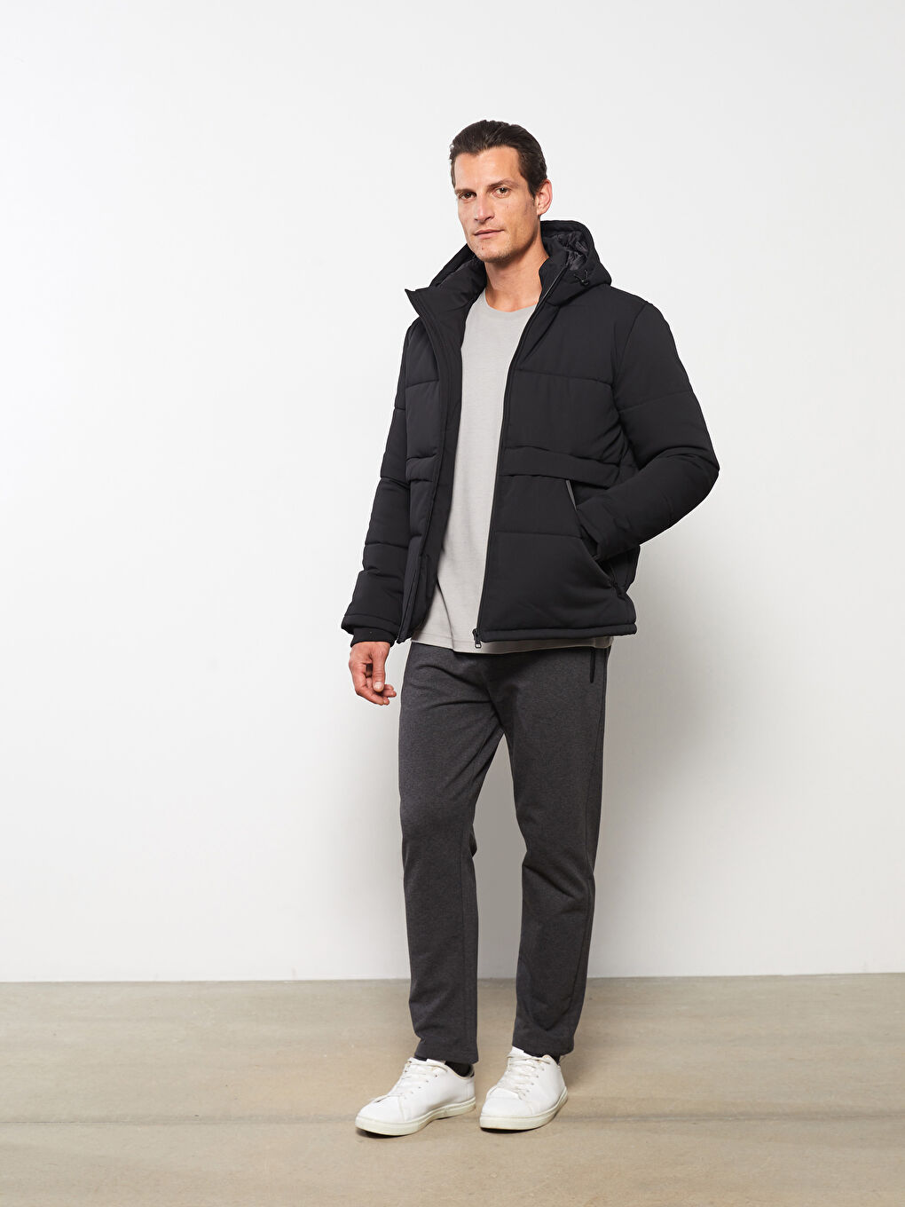 Standard Fit Hooded Men's Puffer Coat-1