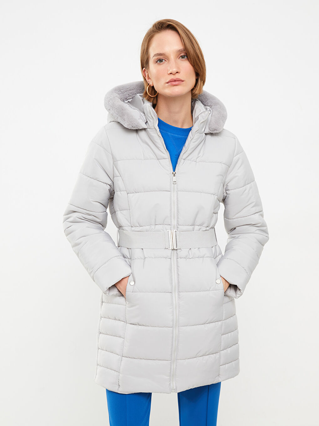 Gri Kadın Kapüşonlu Düz Şişme Mont-1