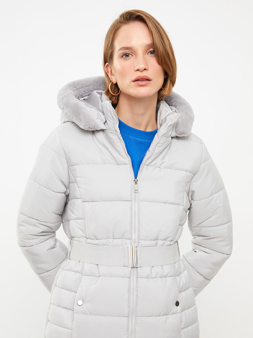 Gri Kadın Kapüşonlu Düz Şişme Mont-3