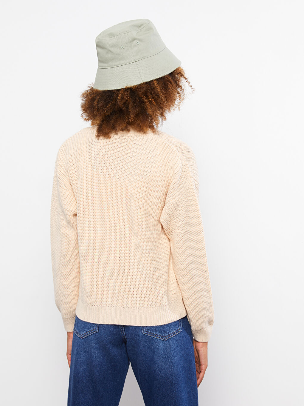 Ekru V Yaka Kadın Triko Hırka-3