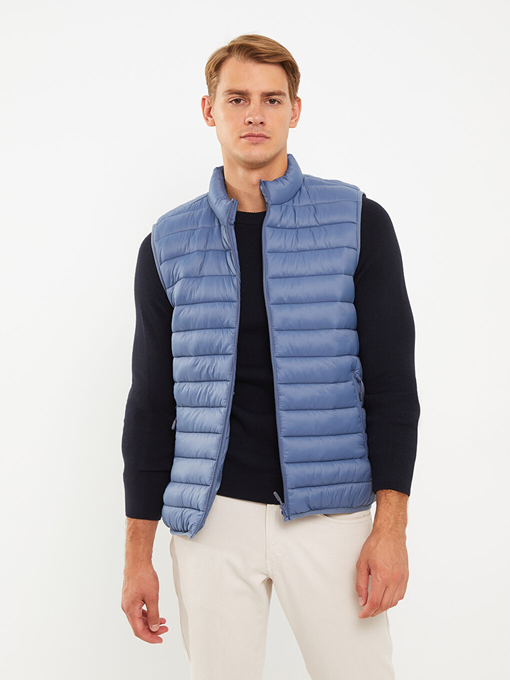 Жилет Дутый Мужской Стандартного Кроя С Воротником-Трубой-1