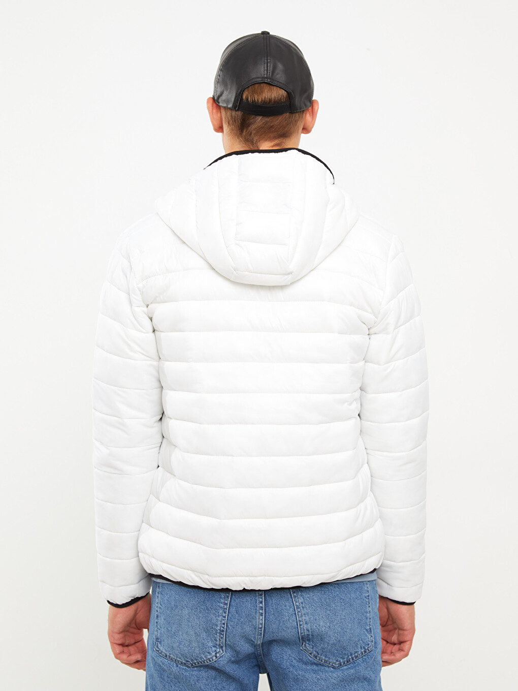 Manteau Bouffant À Capuche Coupe Standard Pour Hommes-5