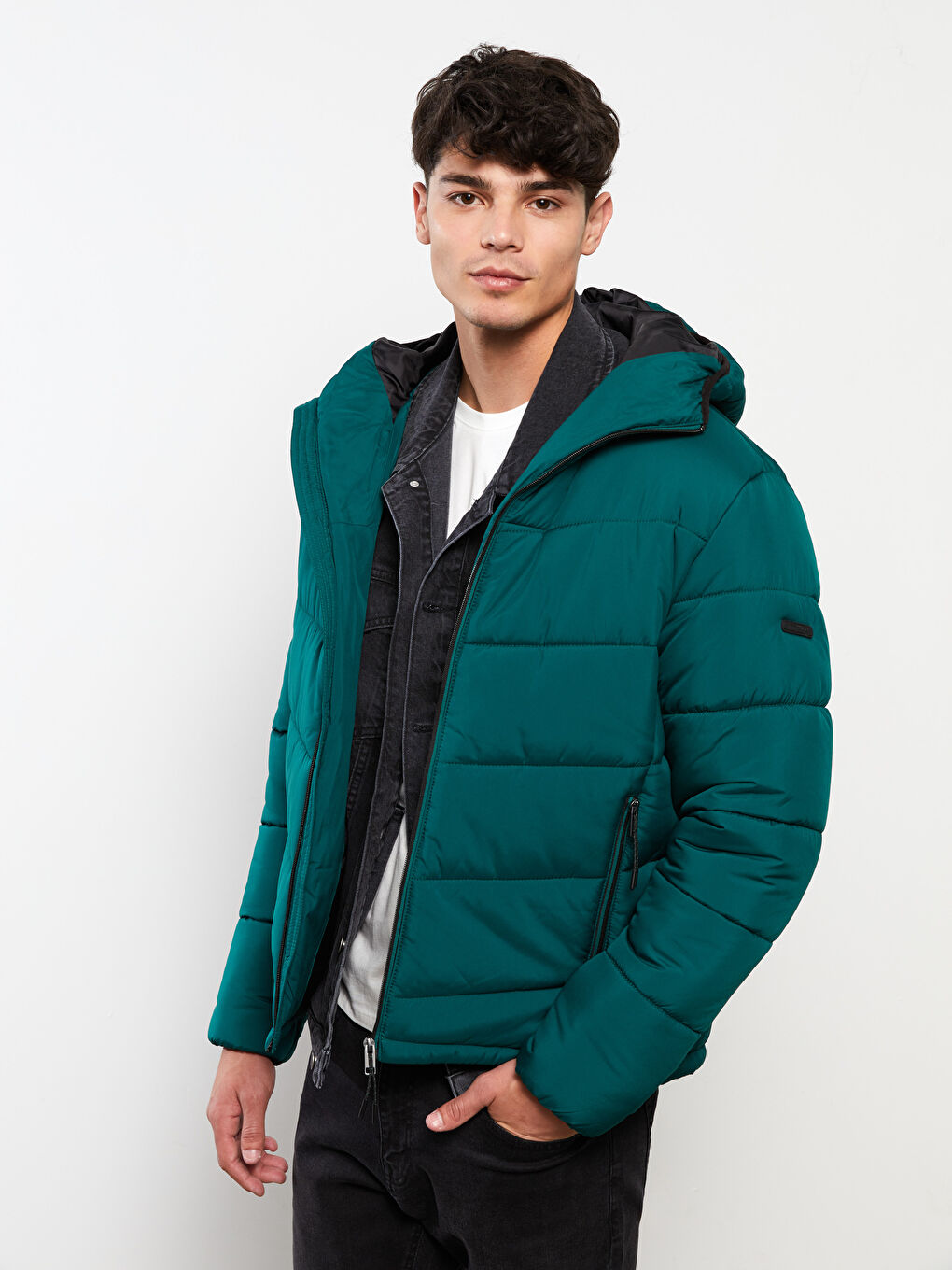 Regular Fit Steppmantel für Herren mit Kapuze-1