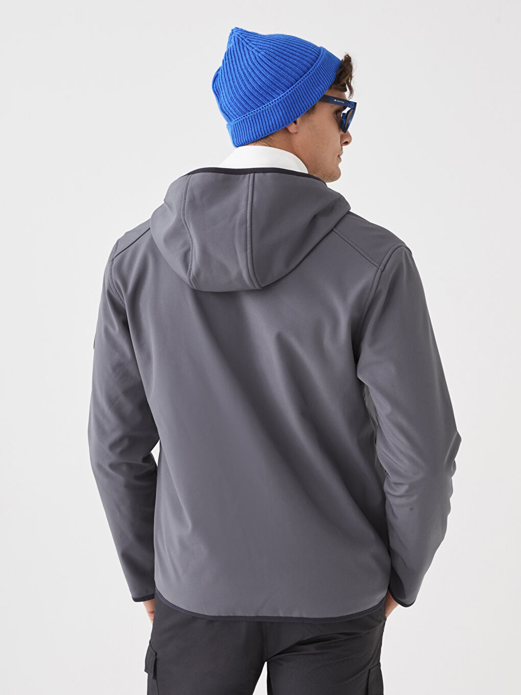 Regular Fit Hooded Men's Raincoat-10