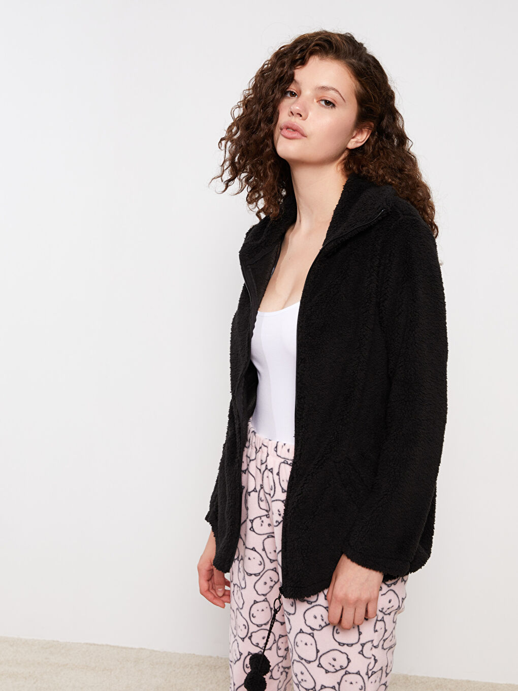 LCW DREAM Rollkragen Regulär Langarm Pyjama-Oberteil für Damen -W21110Z8-CVL