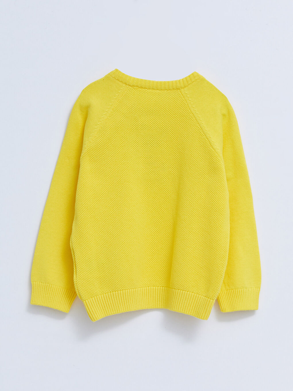 Светр трикотажний для хлопчика з круглим вирізом горловини, з візерунком-1