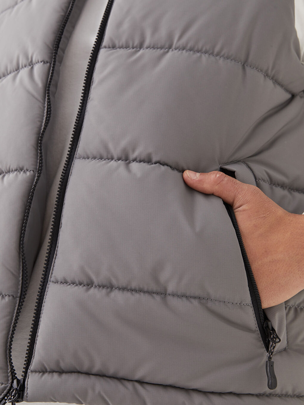 Gri Standart Kalıp Dik Yaka Erkek Şişme Yelek-2