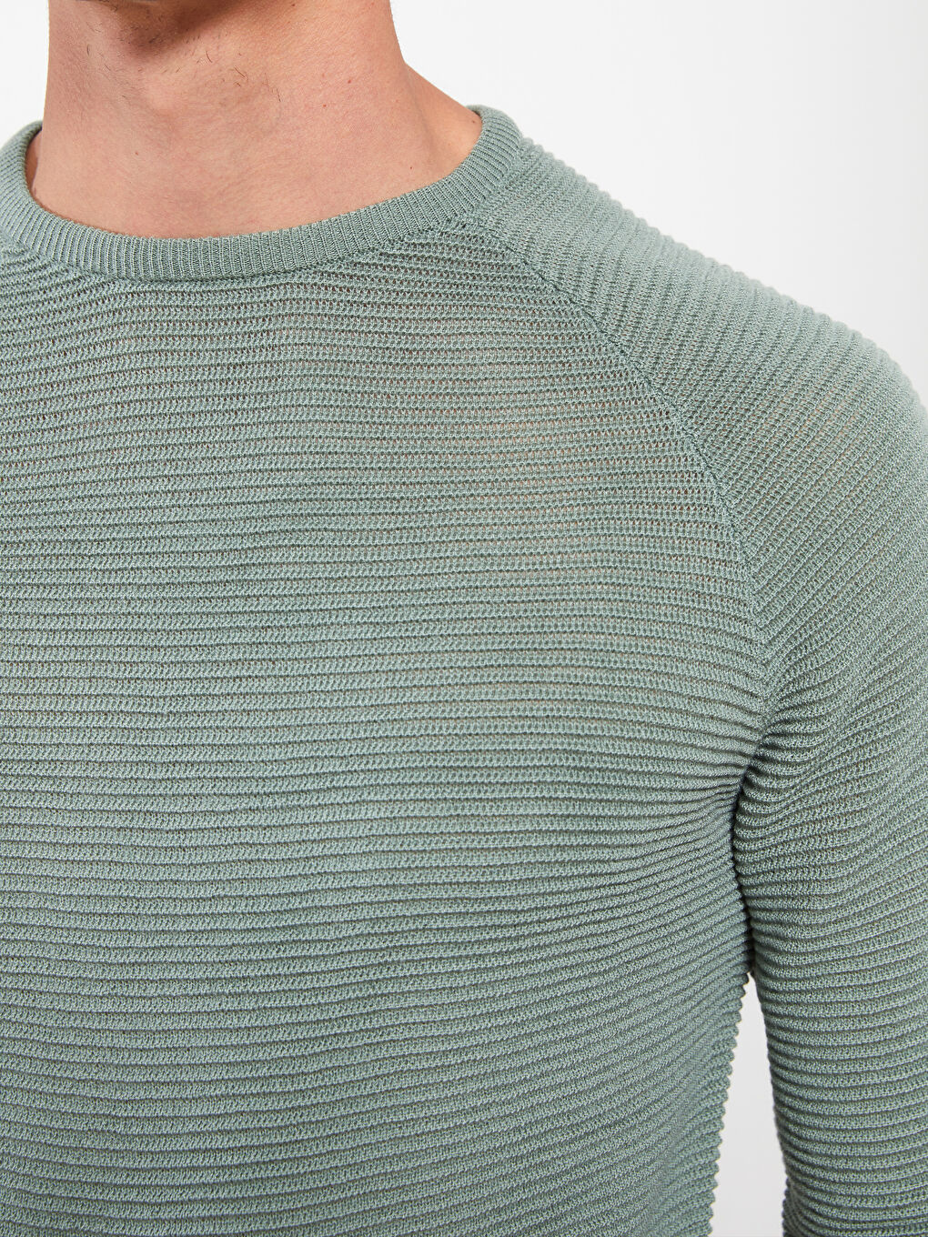 بلوفر تريكو كم طويل بياقة دائرية للرجال-3