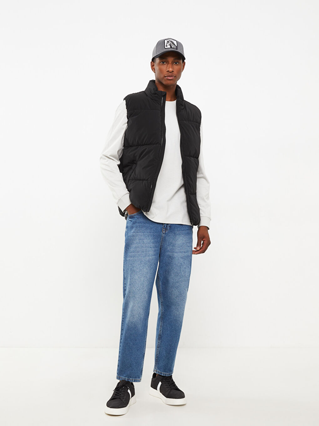 LCW Casual Standard Fit Trichterkragen Herrenweste -W21182Z8-CVL
