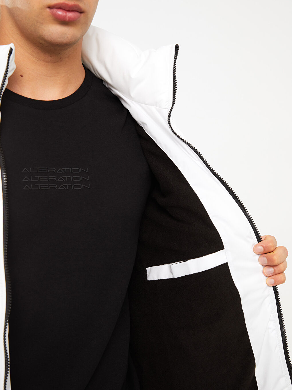 Beyaz Rahat Kalıp Dik Yaka Erkek Şişme Mont-3