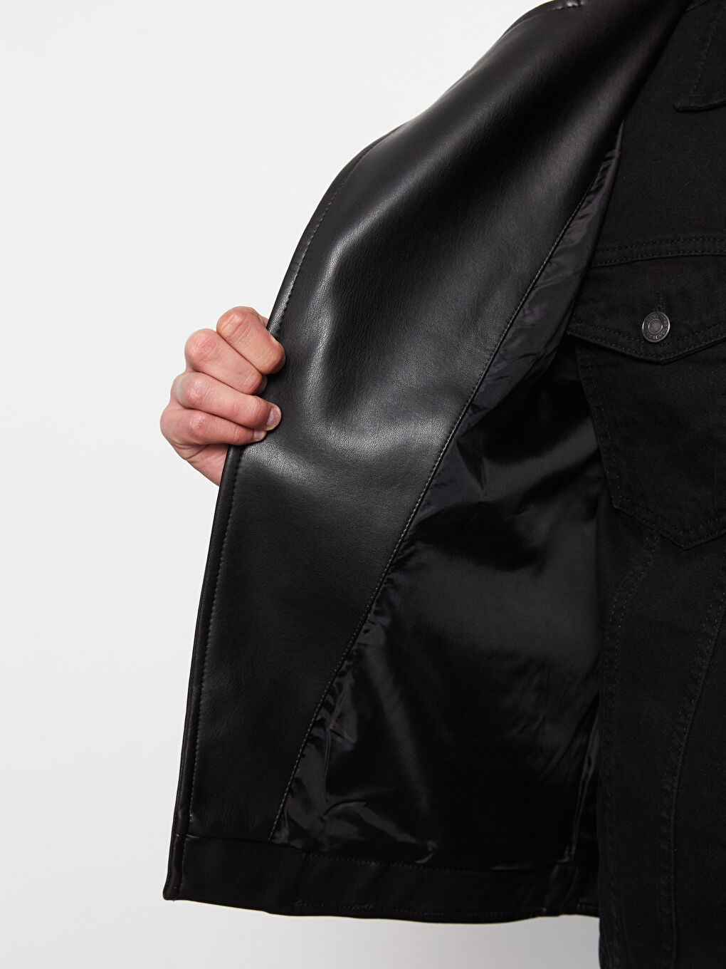 Siyah Slim Fit Gömlek Yaka Erkek Deri Görünümlü Mont-3