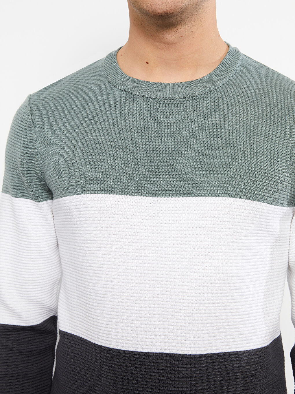 Yeşil Bisiklet Yaka Uzun Kollu Renk Bloklu Erkek Triko Kazak-3