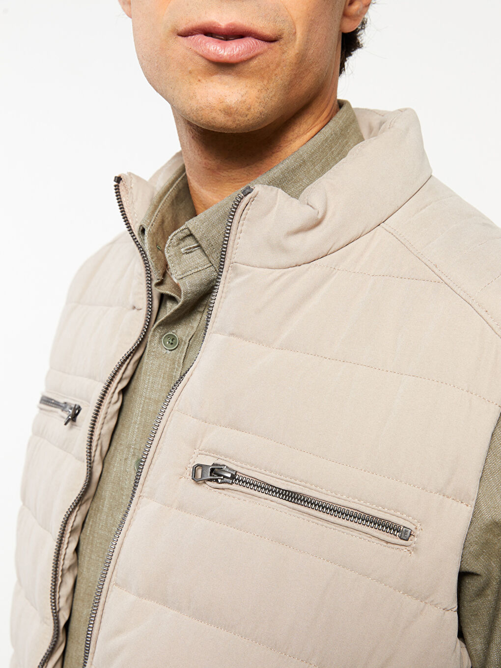 Bej Standart Kalıp Dik Yaka Erkek Yelek-3