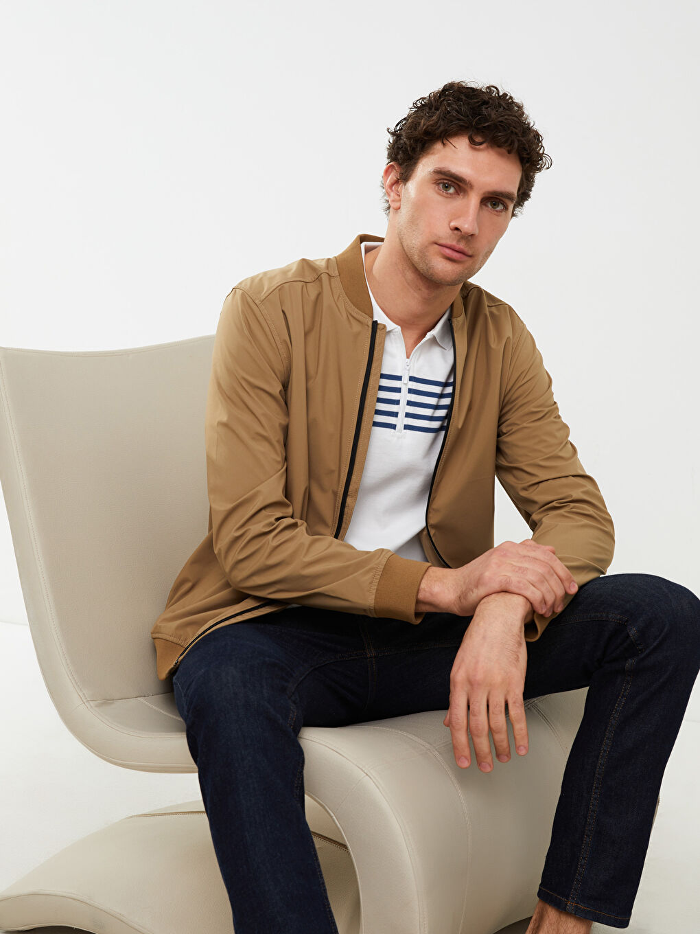 Ерлерге арналған стандартты пішім колледж жағалы бомбер күртке