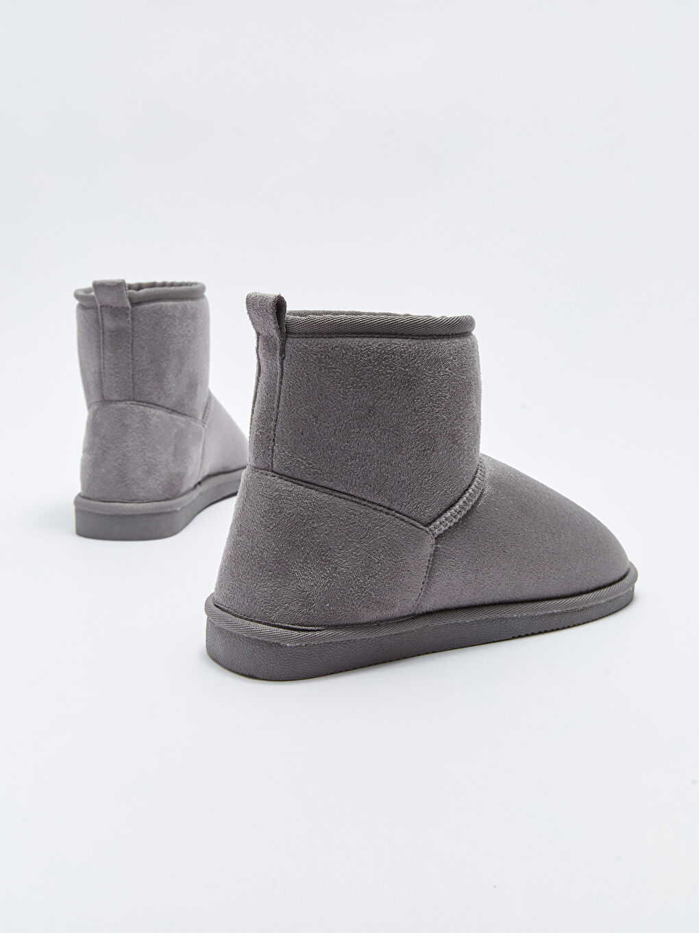 Gri Düz Pelüş Kadın Bot-4
