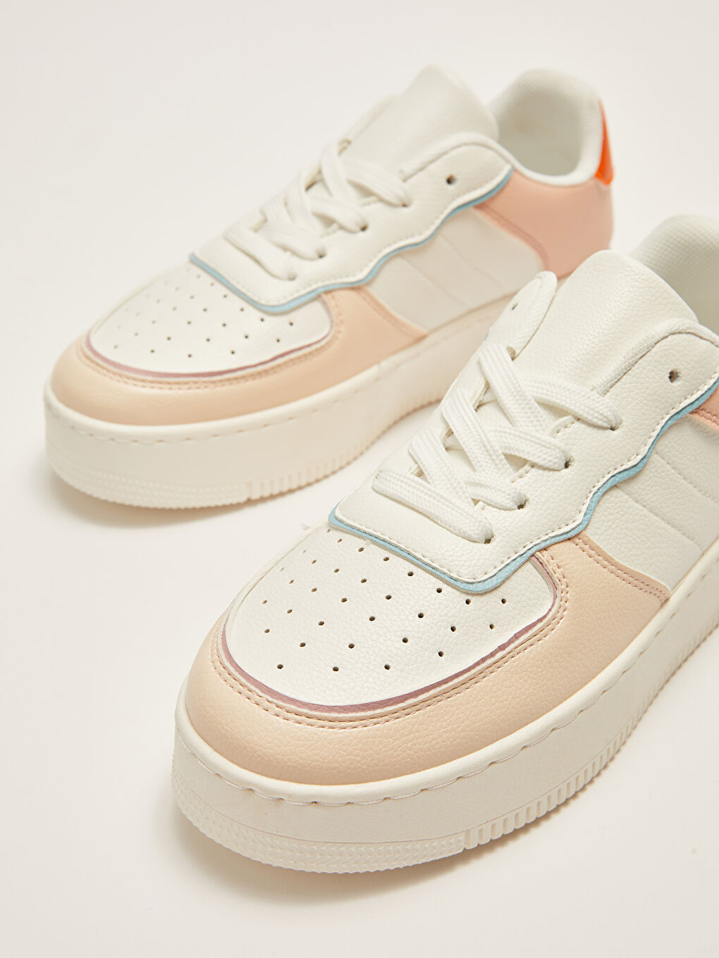 LCW STEPS Sneaker für Damen in Lederoptik mit Schnürung und dicker Sohle -W21229Z8-M0T
