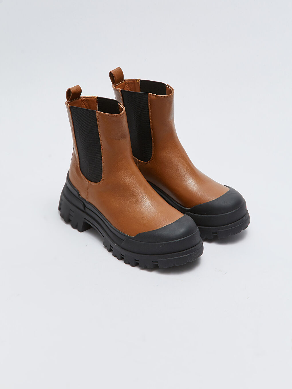 LCW STEPS Stiefel für Damen mit dicker Sohle aus Kunstleder -W21280Z8-S7U