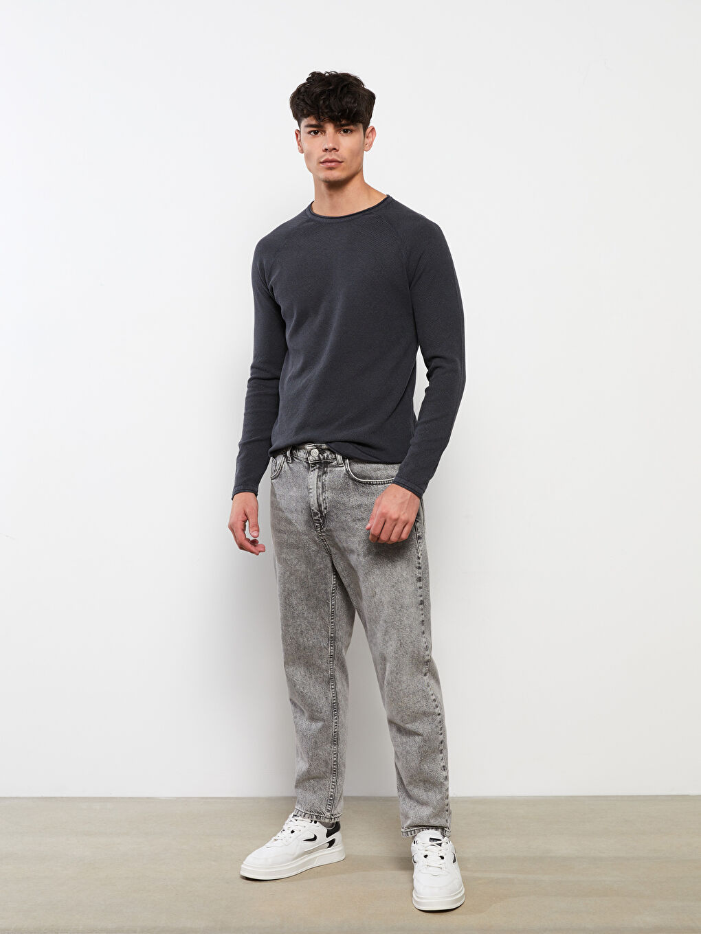 Siyah Bisiklet Yaka Erkek Triko Kazak