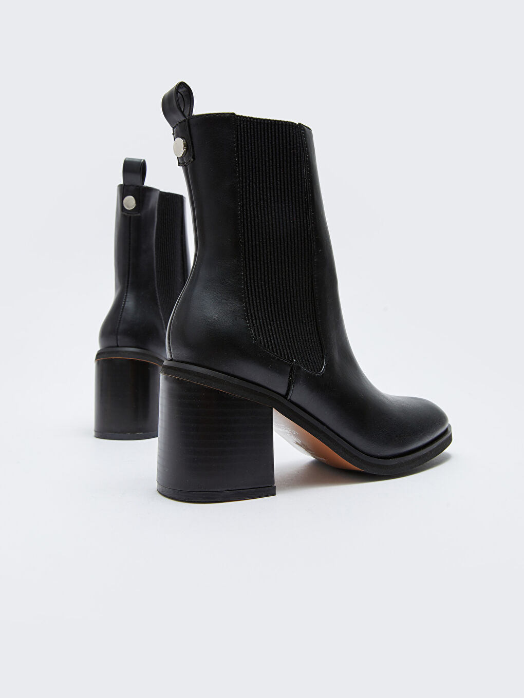 Siyah Deri Görünümlü Yanları Lastikli Kadın Topuklu Bot-4