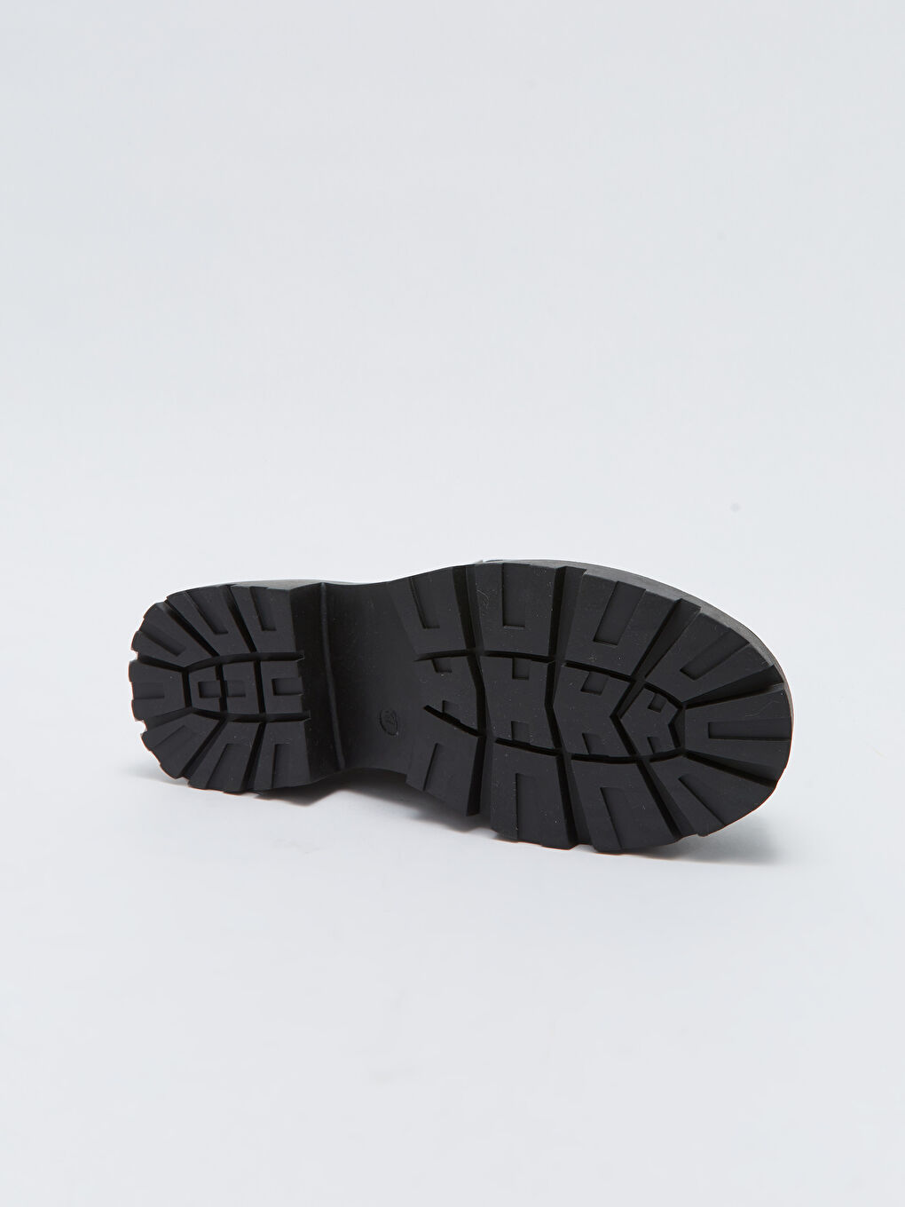 Deri Görünümlü Fermuarlı Kadın Bot-3