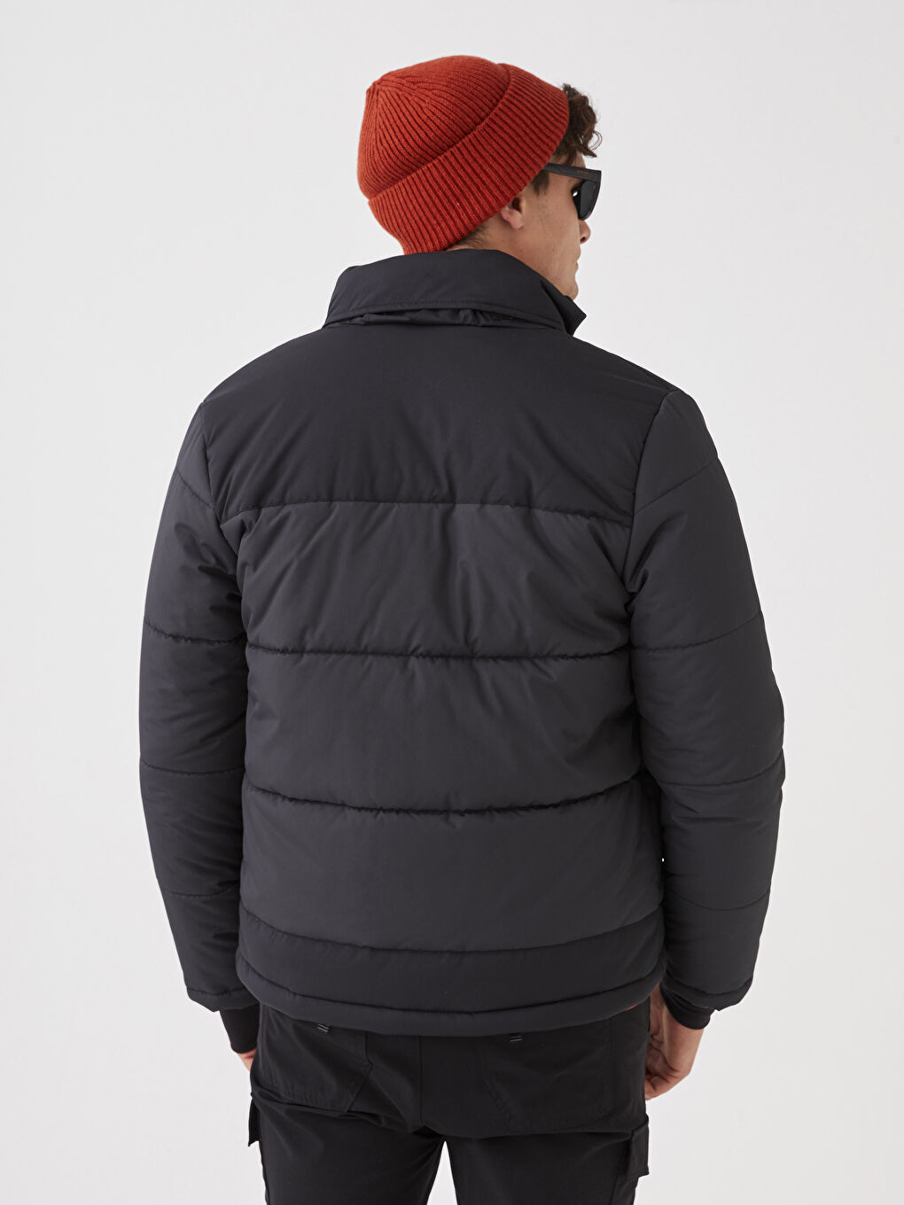 Standard Fit Trichterkragen Herren Steppmantel-14