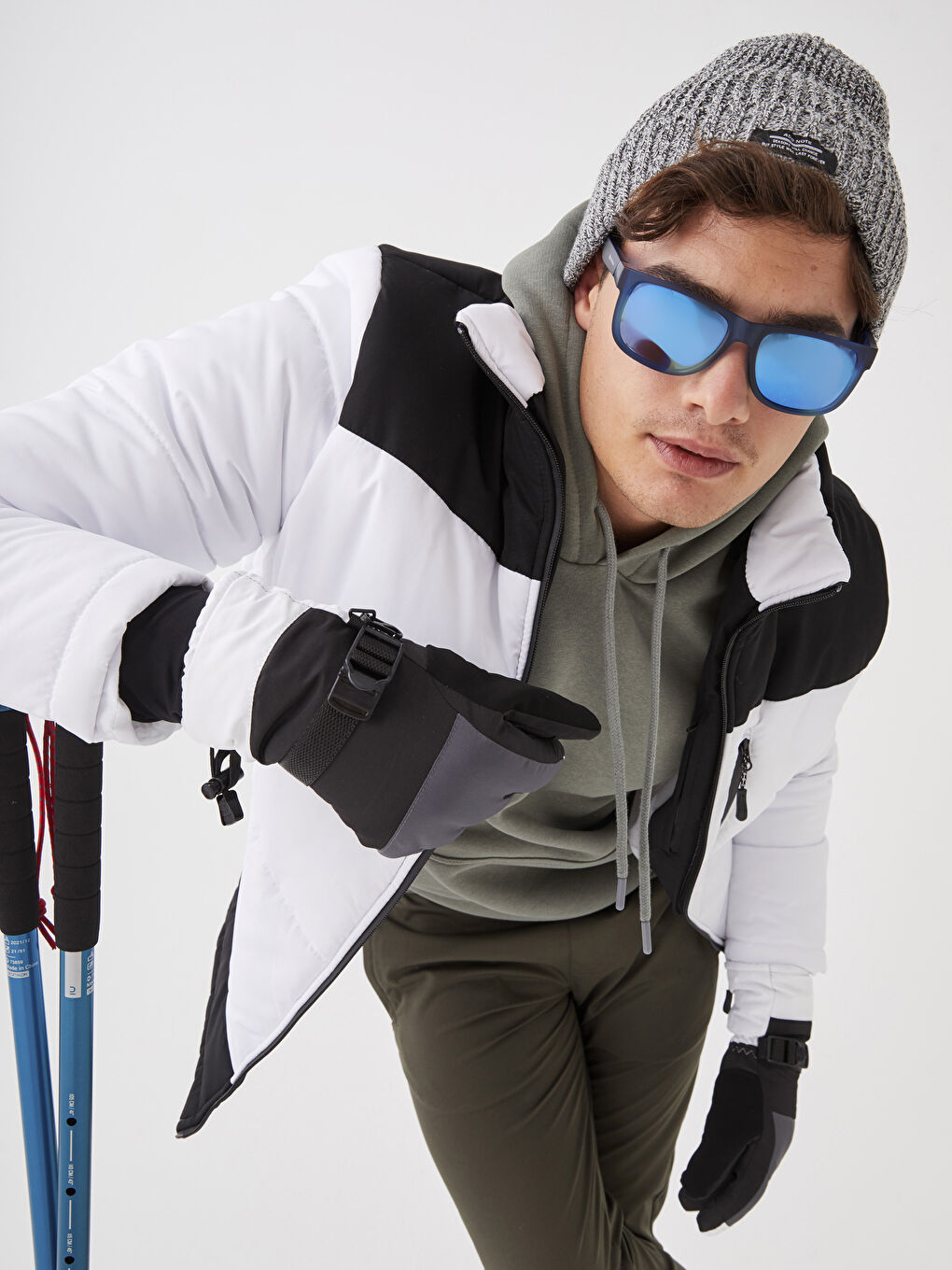 Beyaz Standart Kalıp Dik Yaka Erkek Şişme Mont-2