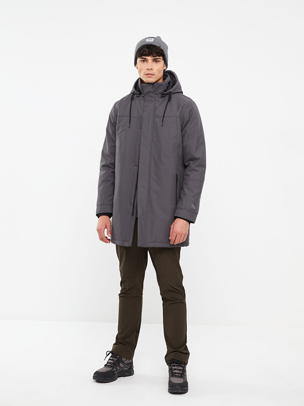 Gri Standart Kalıp Kapüşonlu Erkek Mont-2