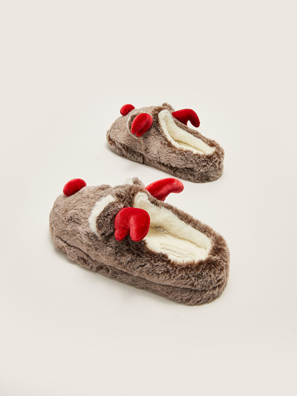 LCW STEPS 3D Appliqued Plush Women's Home Slippers -W21422Z8-RRS
