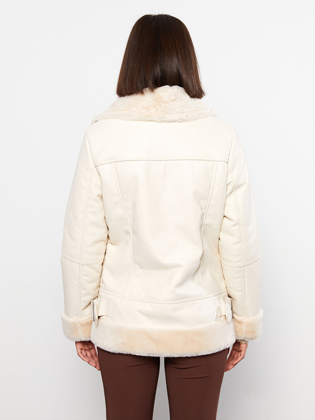 Ekru Kadın Biker Yaka Düz Deri Görünümlü Mont-8