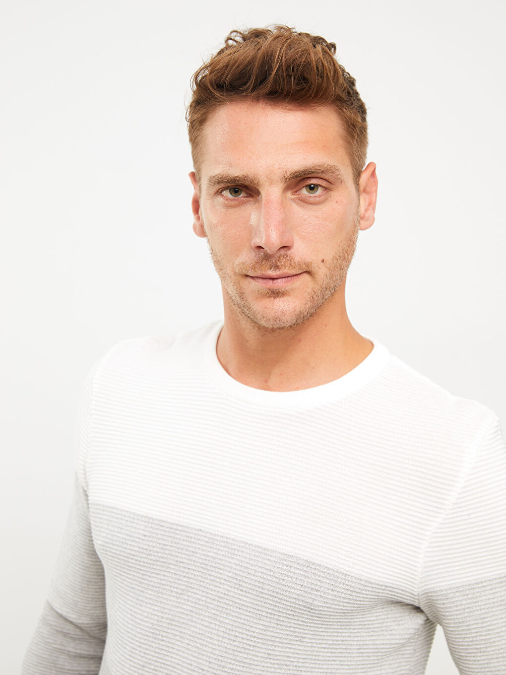 Pulover Tricotat pentru Bărbați cu Guler Rotund și Mânecă Lungă, Bloc de Culoare-1