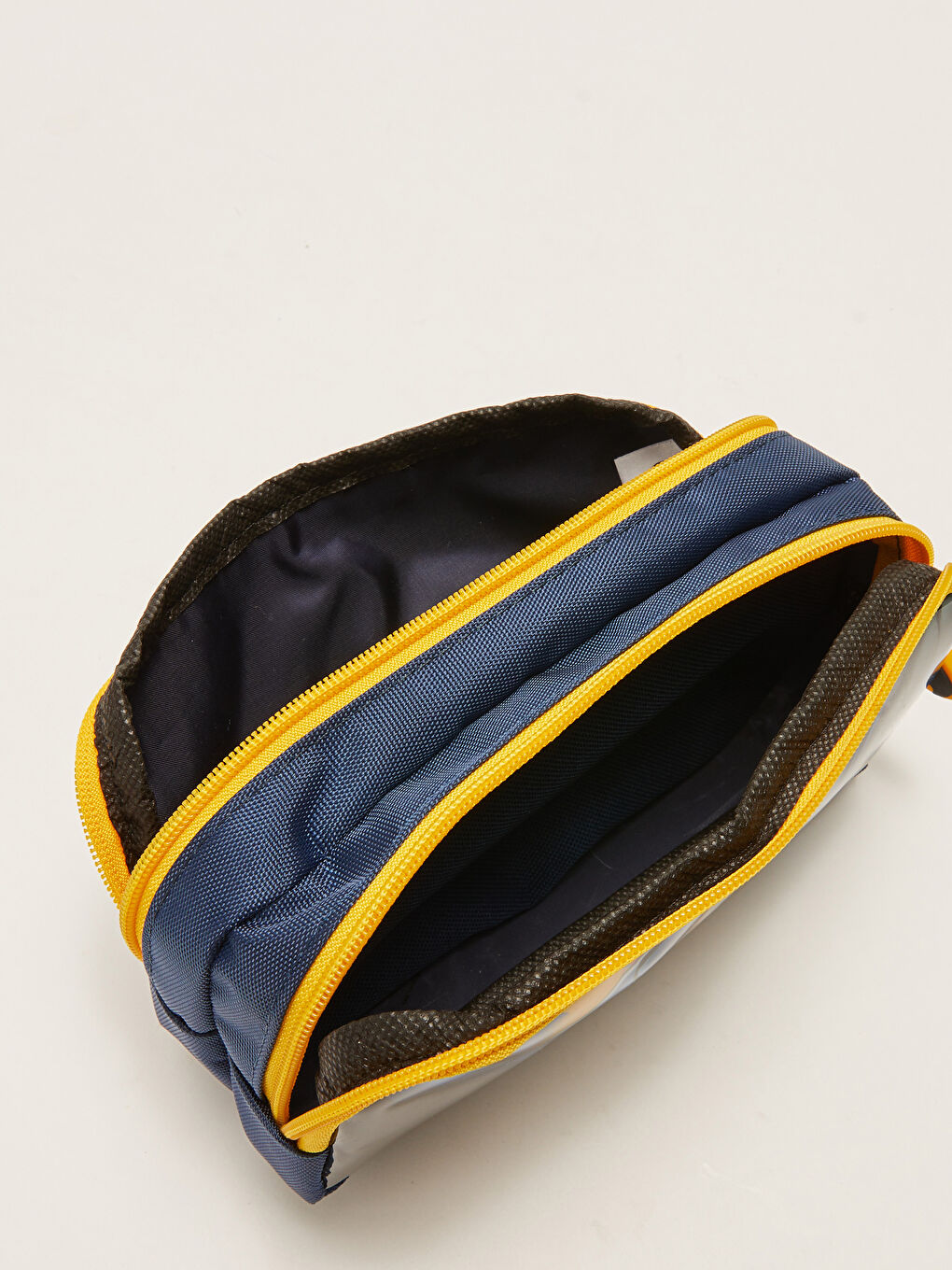 LCW ACCESSORIES Betmen štampana pernica za zabavne učenike -W21458Z4-F9C