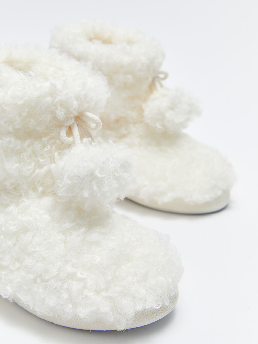 Домашні чоботи для жінок з помпонами-2