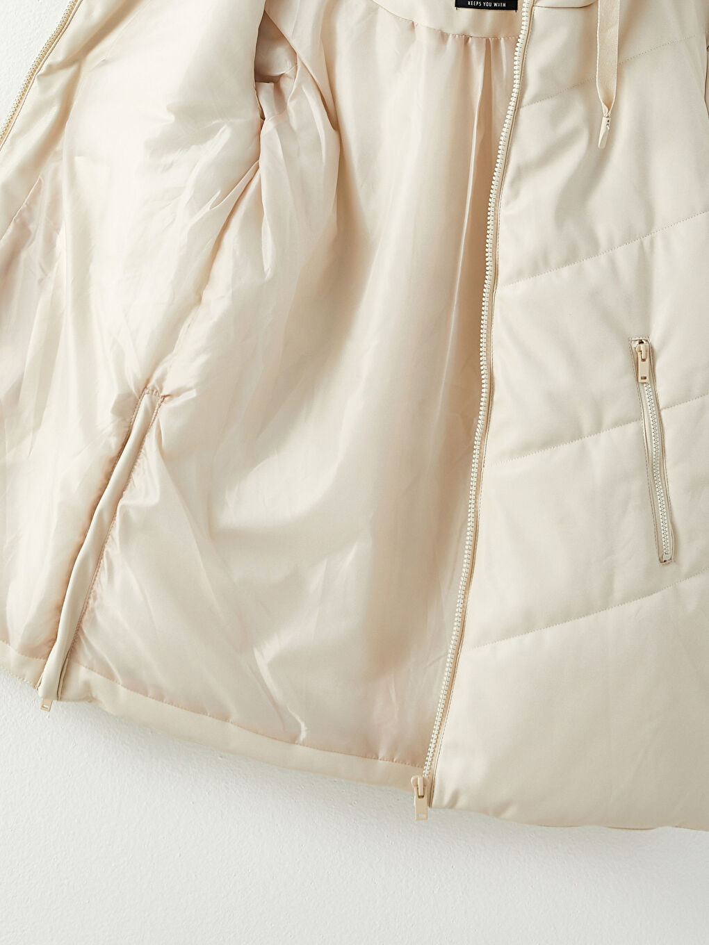 LCW Vision Manteau Bouffant Uni à Capuche pour Femmes -W21493Z8-SB4
