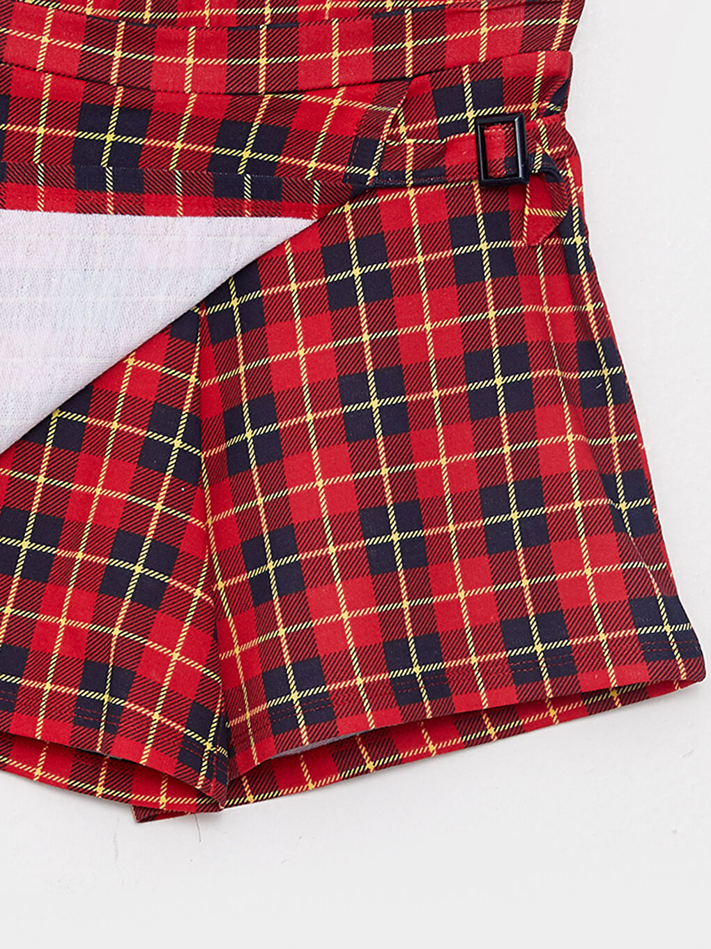 LCW Kids Elastic Waist Plaid Girl Short Skirt -W21498Z4-LSH
