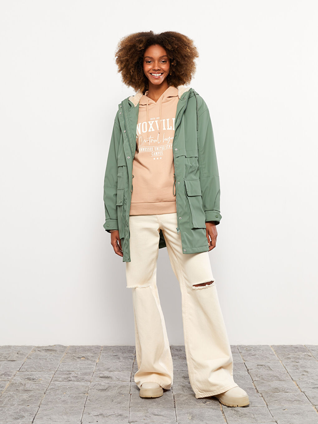 LCW Vision Parka À Capuche Coupe Régulière Manches Longues pour Femmes -W21511Z8-Q9Y