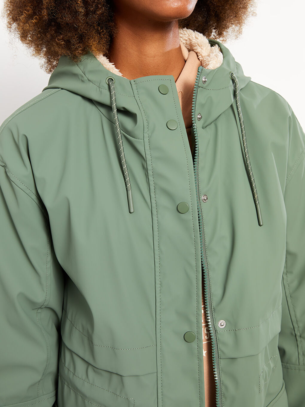LCW Vision Parka À Capuche Coupe Régulière Manches Longues pour Femmes -W21511Z8-Q9Y